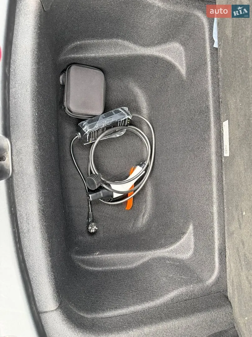 2021 Tesla Model Y - мініатюра 18