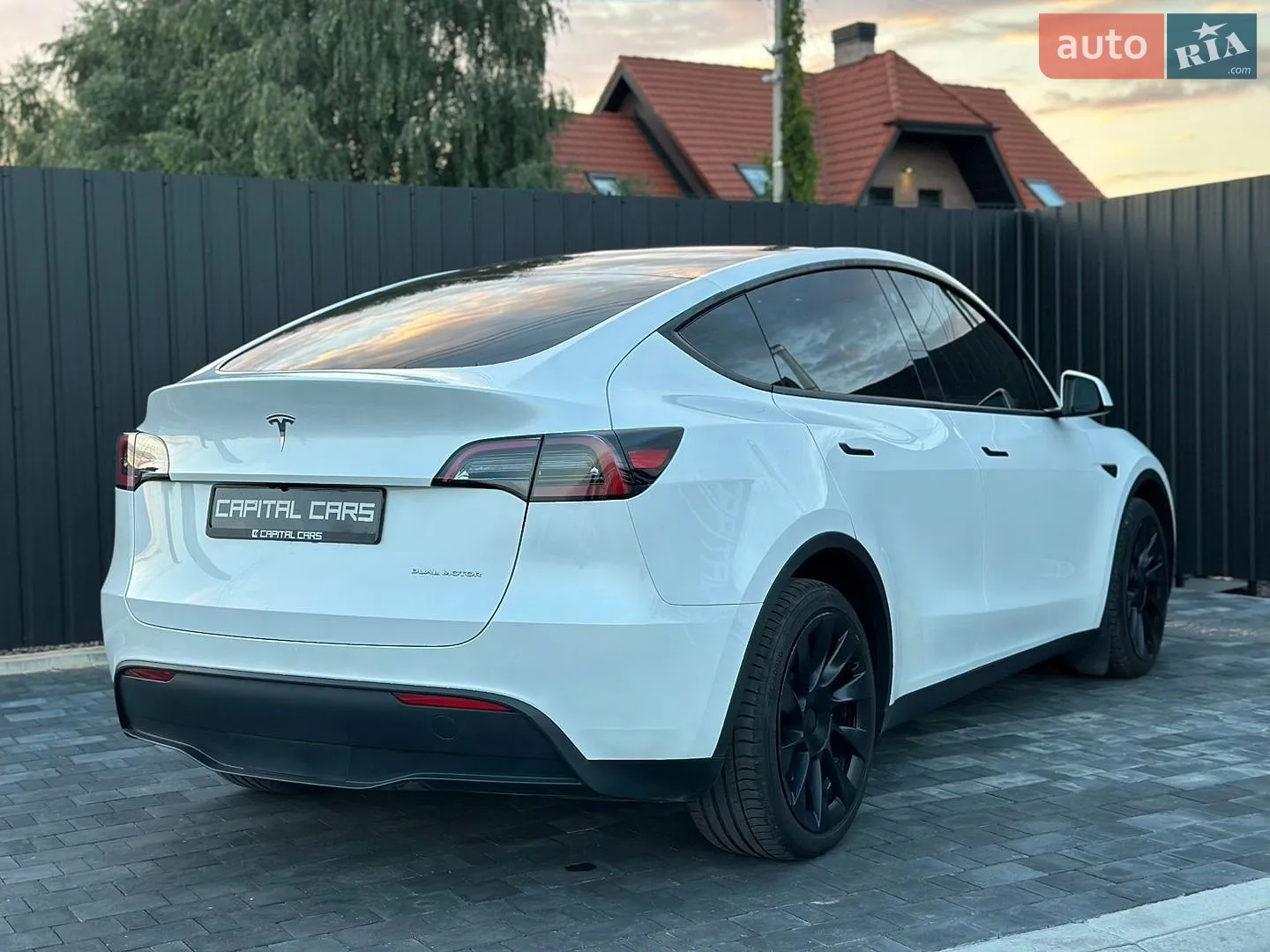 2023 Tesla Model Y - мініатюра 8