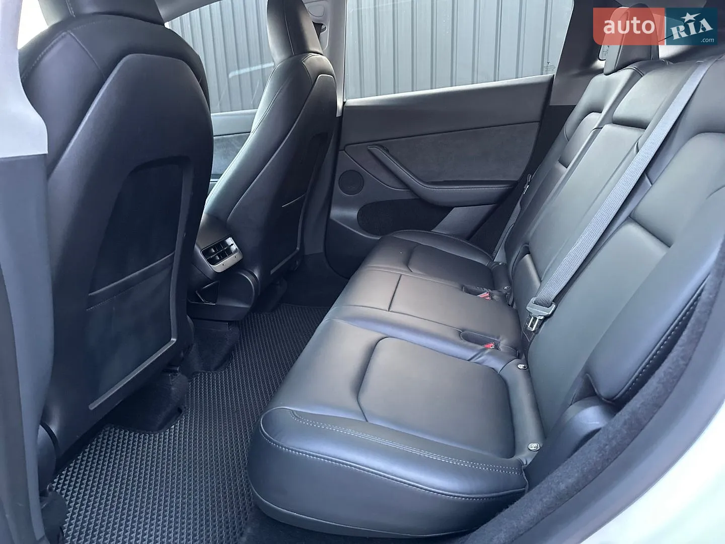 2023 Tesla Model Y - мініатюра 12