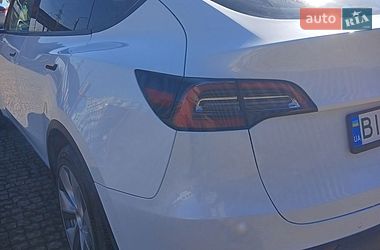 Внедорожник / Кроссовер Tesla Model Y 2022 в Полтаве