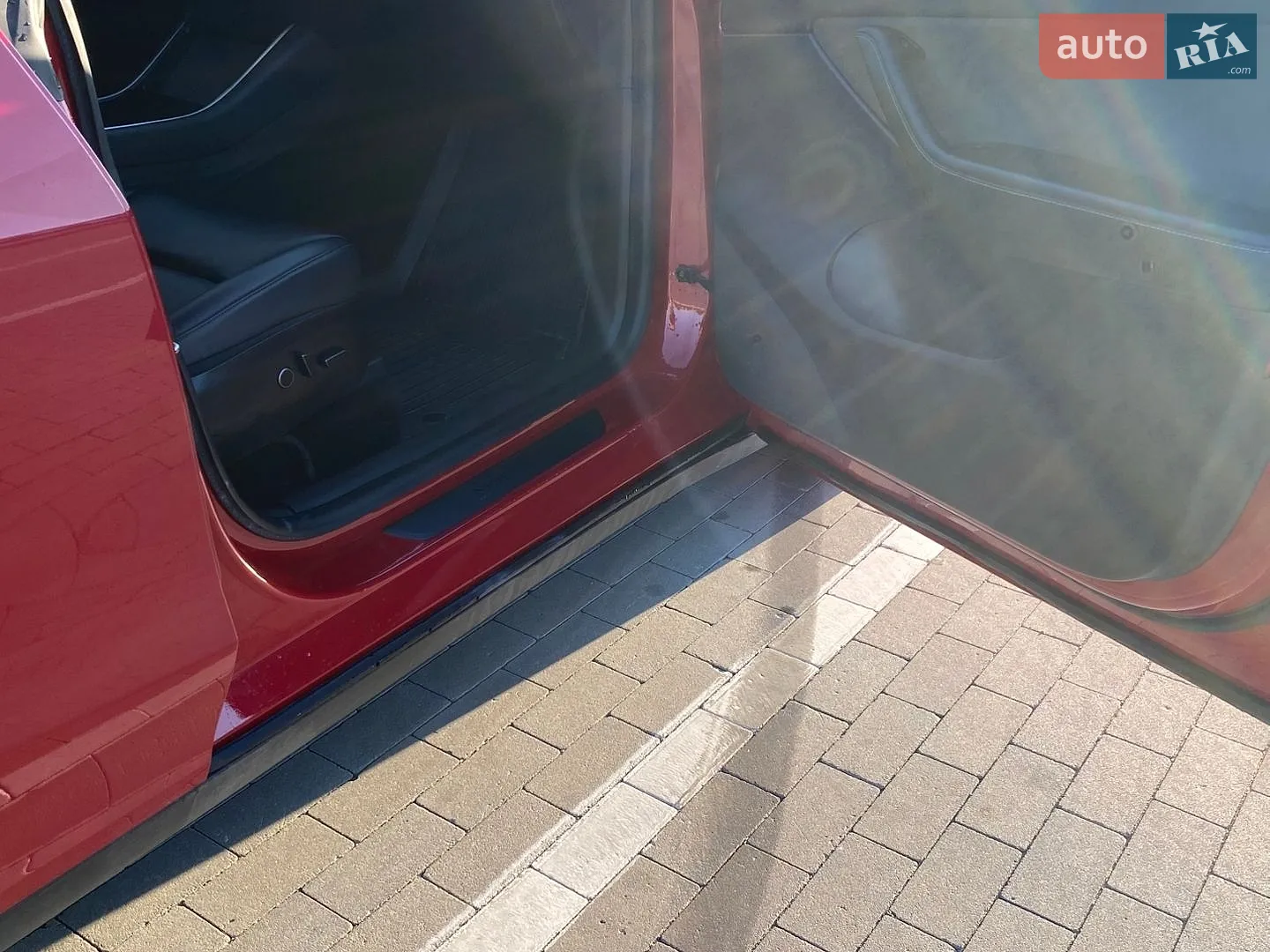 2020 Tesla Model Y - мініатюра 10