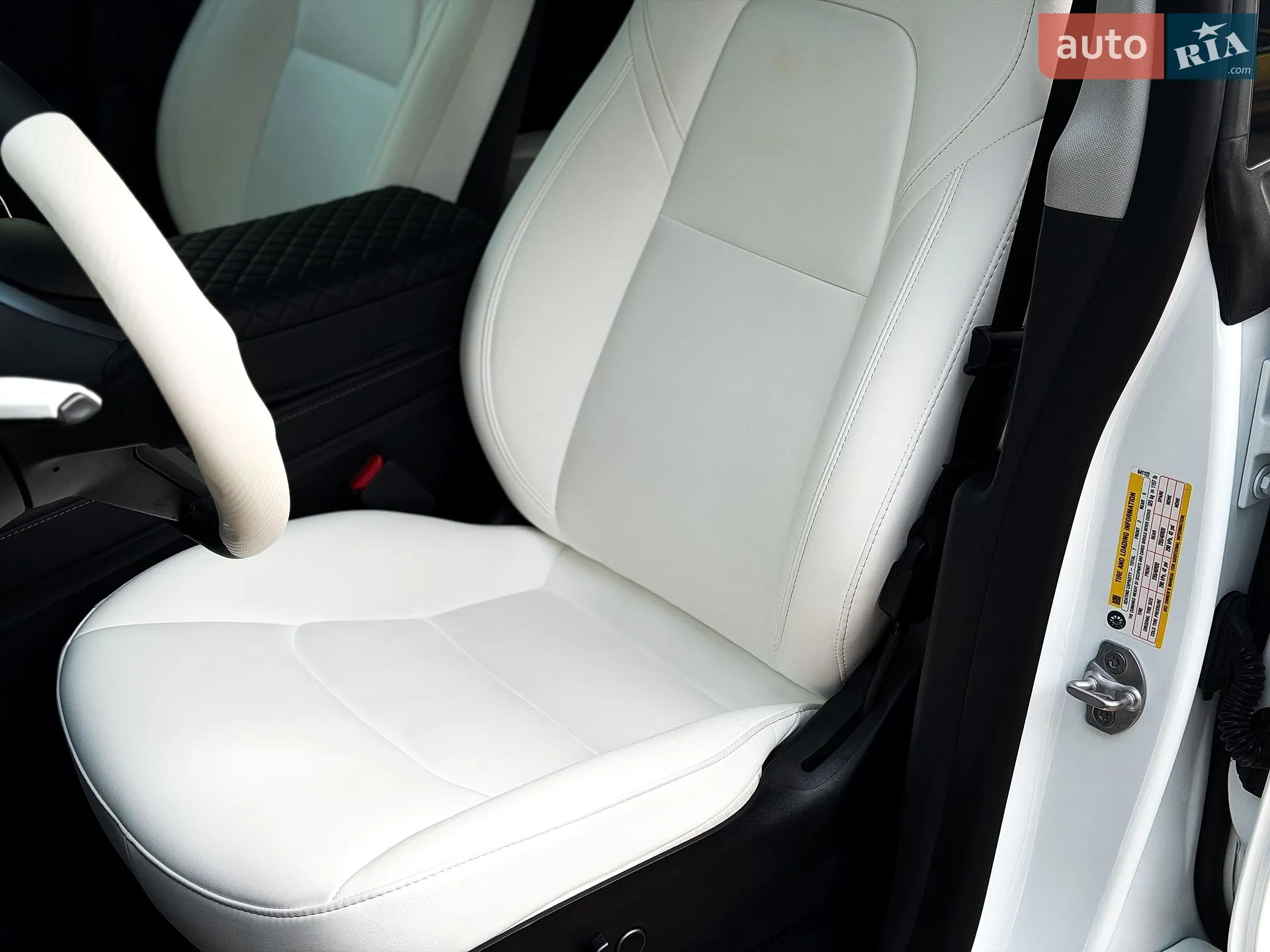 2023 Tesla Model Y - мініатюра 12