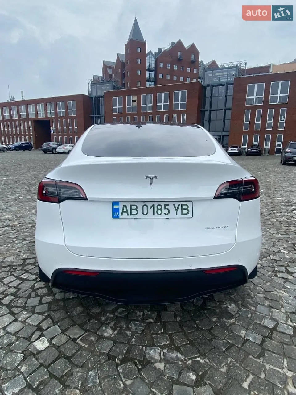 2021 Tesla Model Y - мініатюра 4