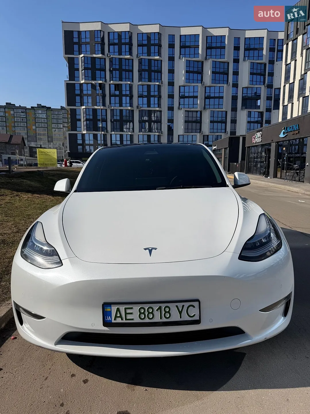 2021 Tesla Model Y - мініатюра 3