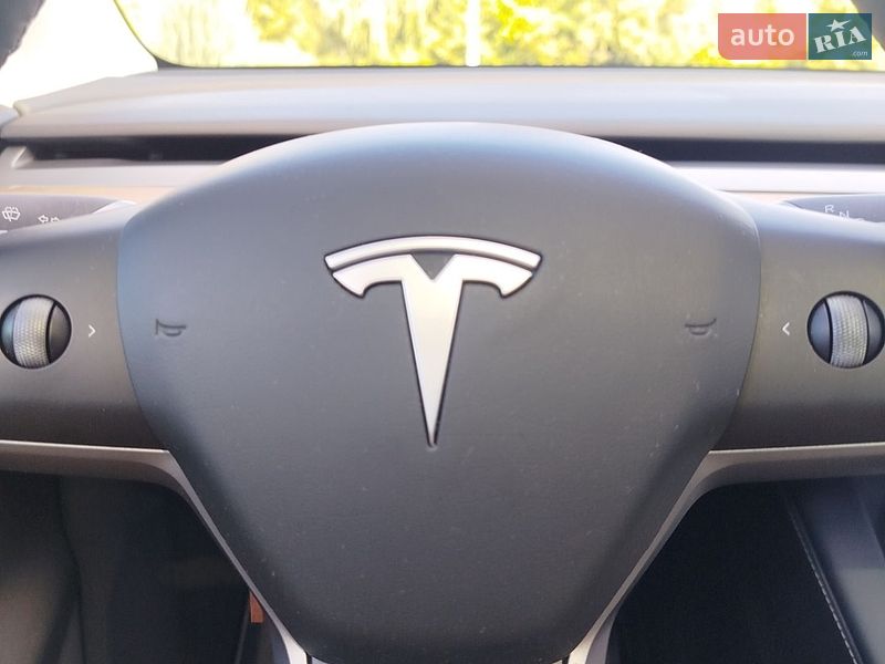 Позашляховик / Кросовер Tesla Model Y 2023 в Житомирі