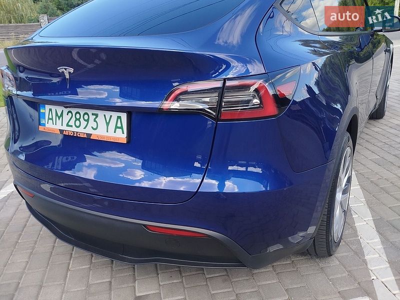 Позашляховик / Кросовер Tesla Model Y 2023 в Житомирі