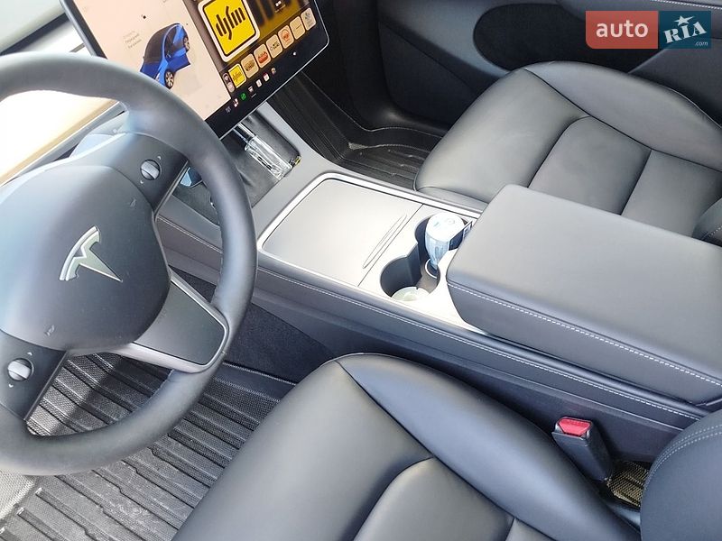 Позашляховик / Кросовер Tesla Model Y 2023 в Житомирі