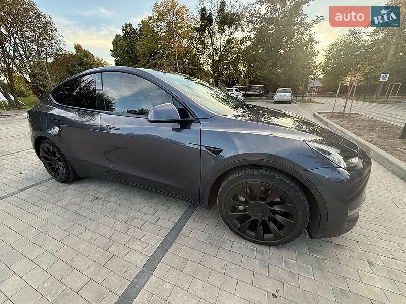 Tesla Model Y 2022 Tesla Model Y 2022