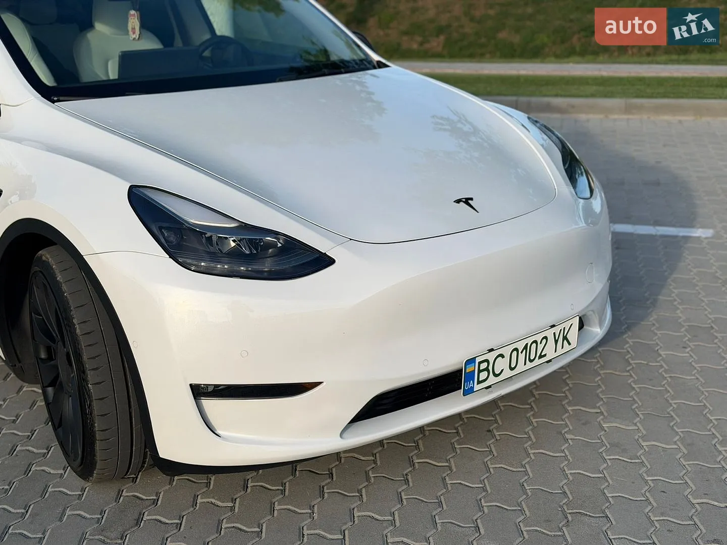2022 Tesla Model Y - мініатюра 3