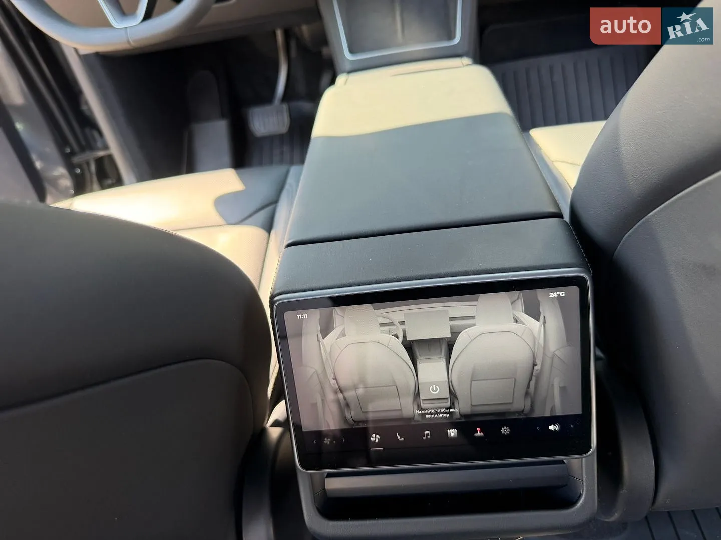 2025 Tesla Model Y - мініатюра 41