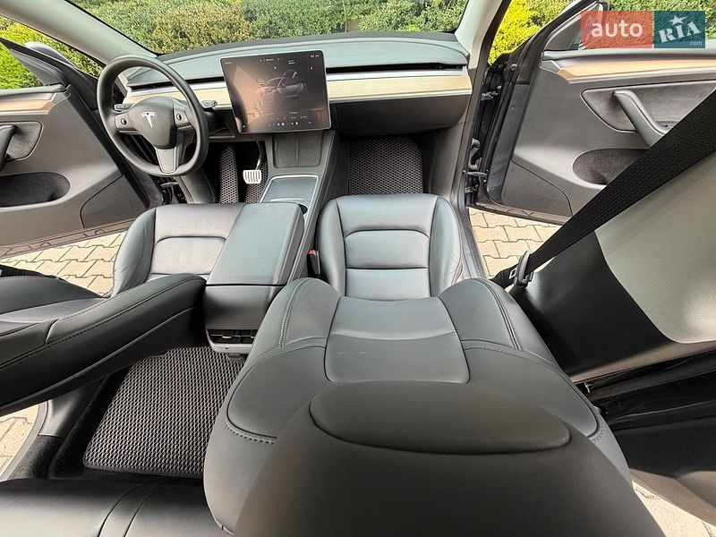 Позашляховик / Кросовер Tesla Model Y 2023 в Одесі