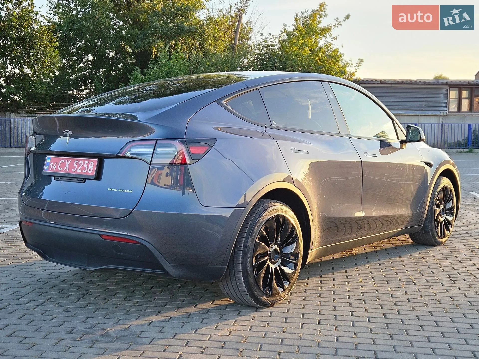 2023 Tesla Model Y - мініатюра 4