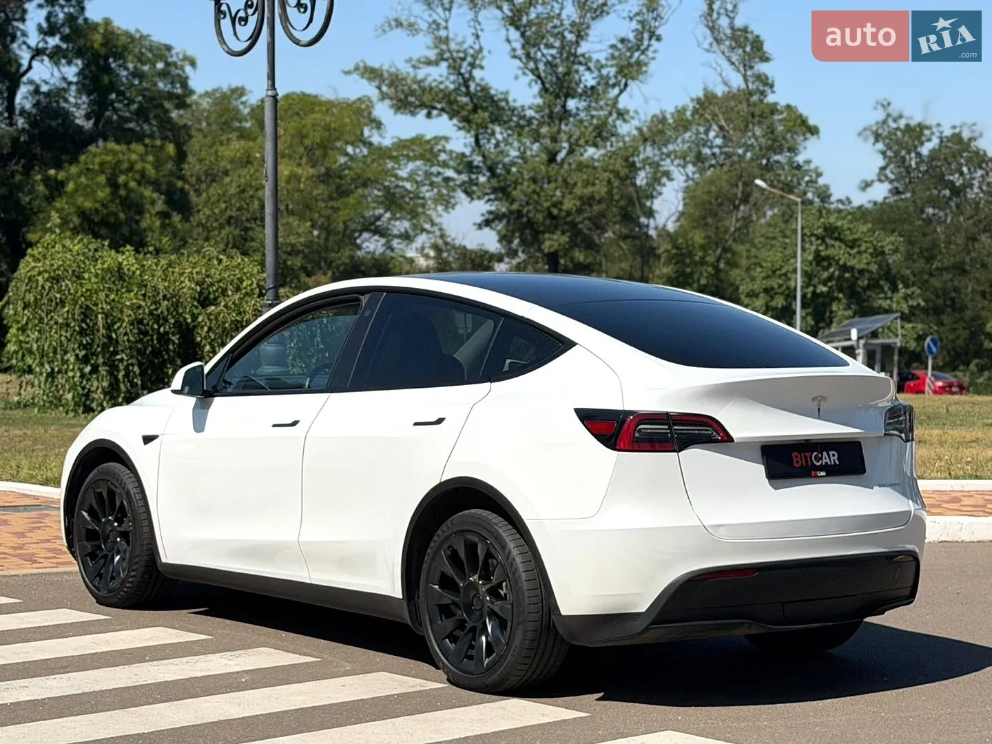 2023 Tesla Model Y - мініатюра 11