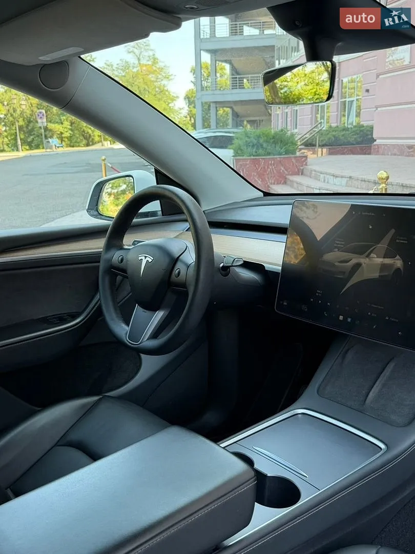 2023 Tesla Model Y - мініатюра 32