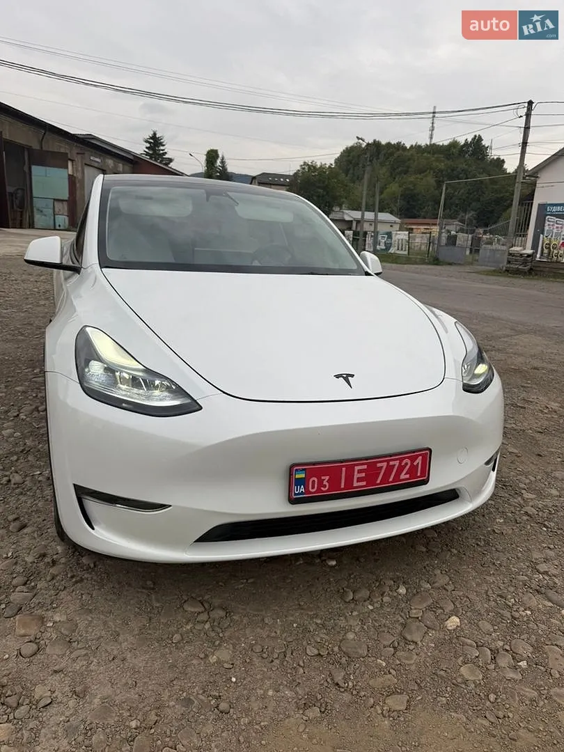 2022 Tesla Model Y - мініатюра 3