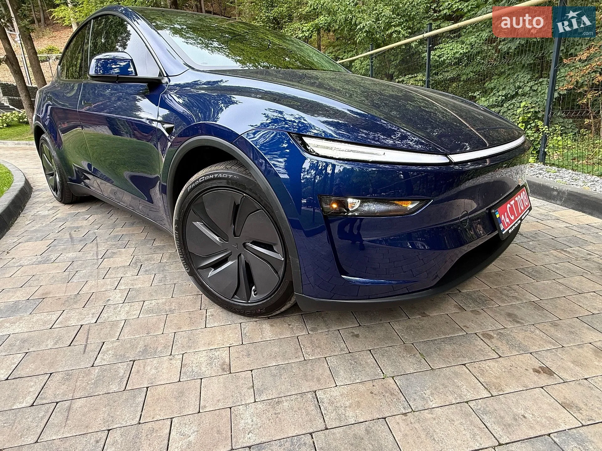 2025 Tesla Model Y - мініатюра 21