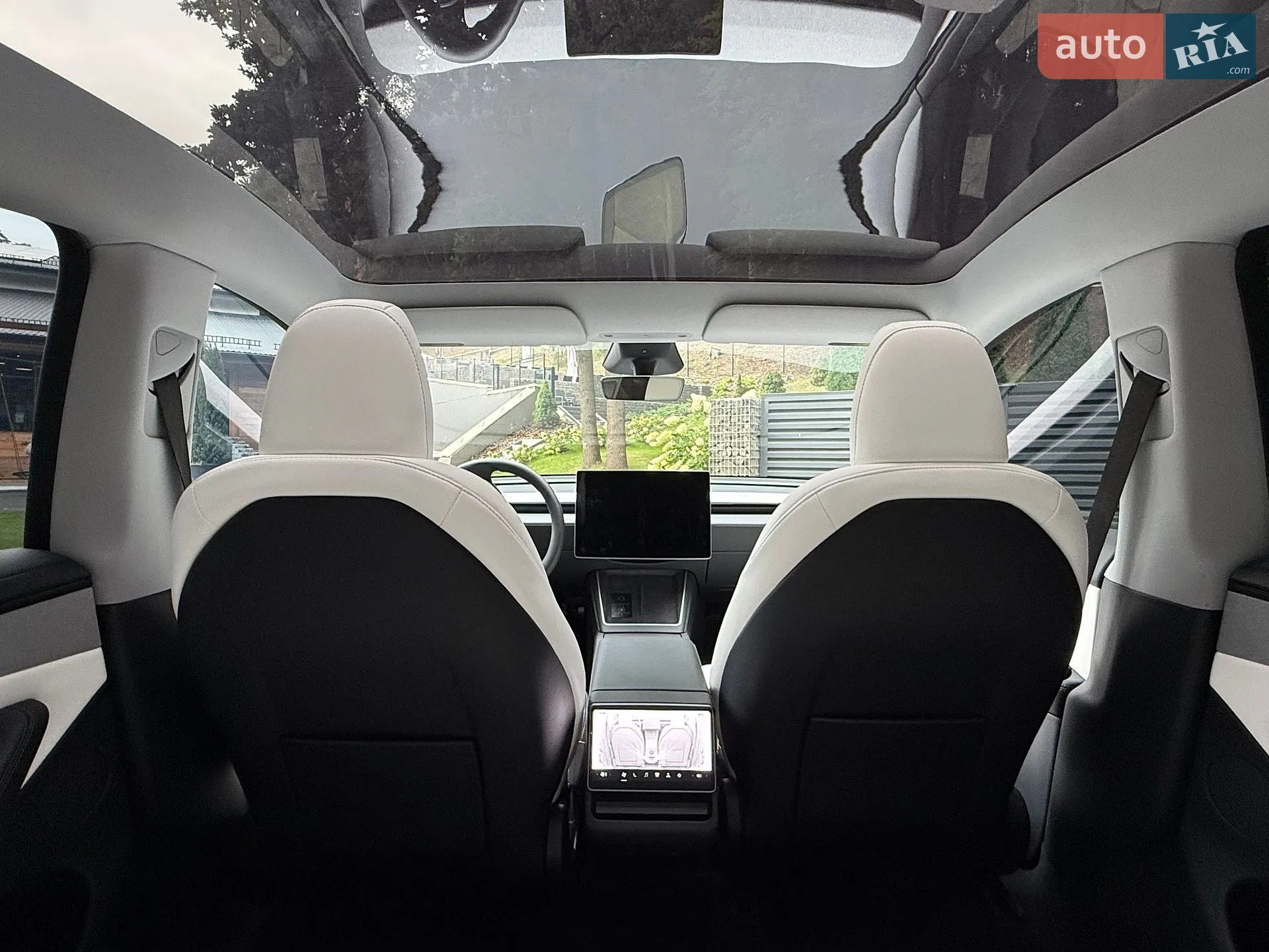 2025 Tesla Model Y - мініатюра 49