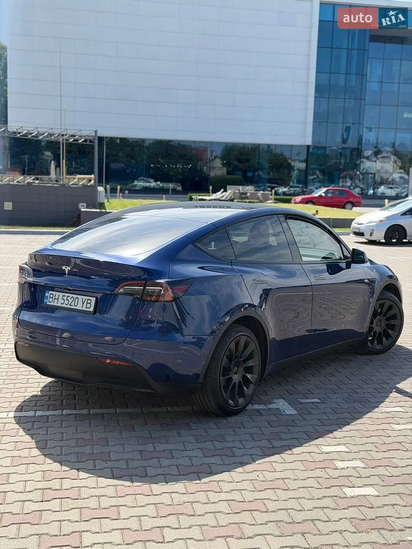 2022 Tesla Model Y - мініатюра 4