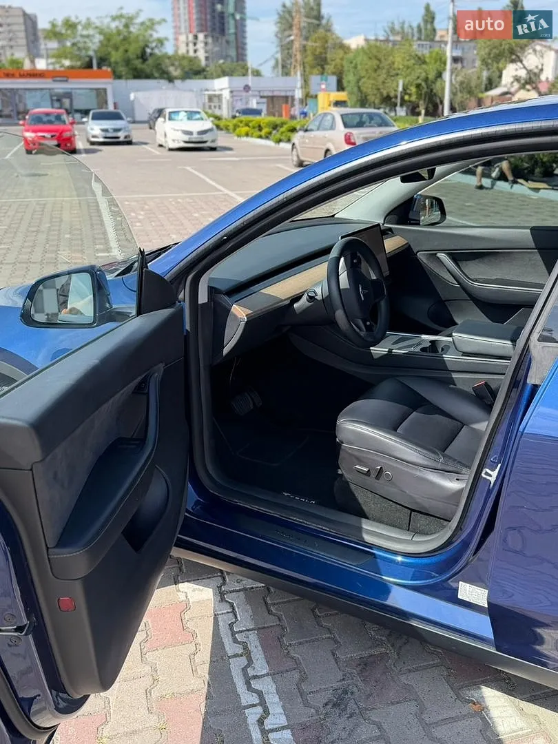 2022 Tesla Model Y - мініатюра 8