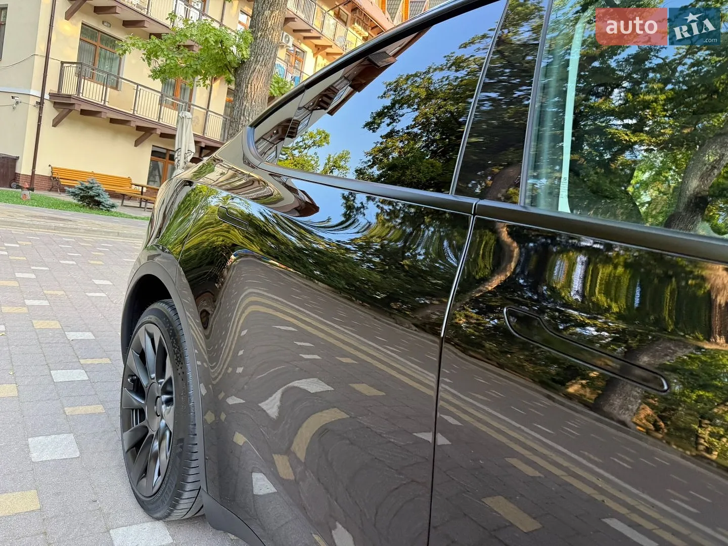 2024 Tesla Model Y - мініатюра 16