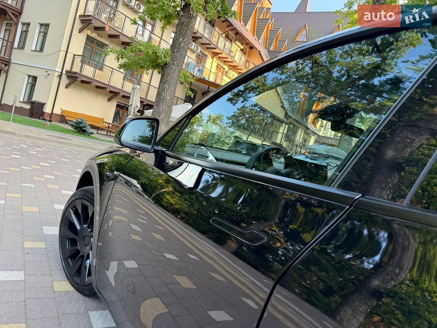 2024 Tesla Model Y - мініатюра 41