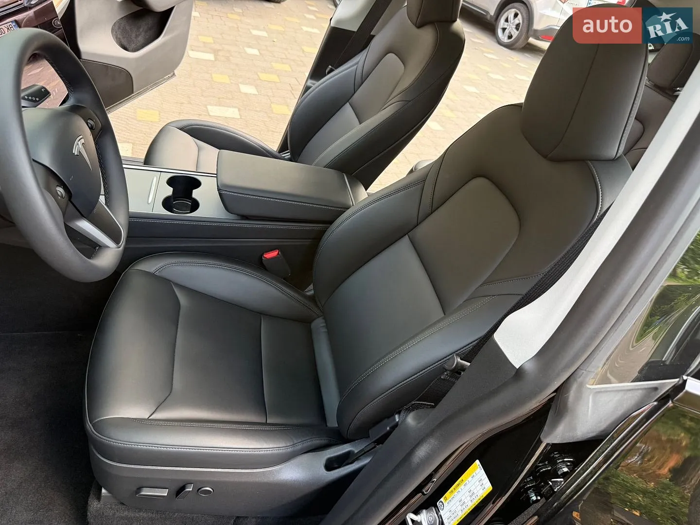 2024 Tesla Model Y - мініатюра 53