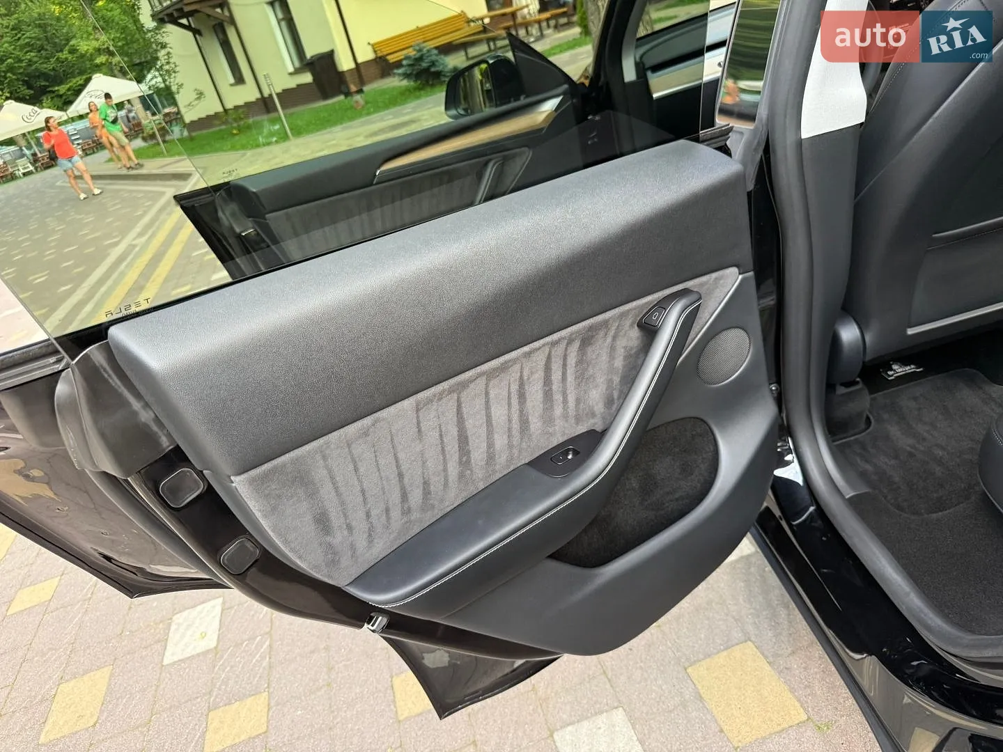 2024 Tesla Model Y - мініатюра 69