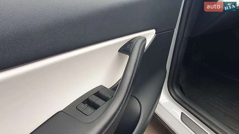 2021 Tesla Model Y - мініатюра 14