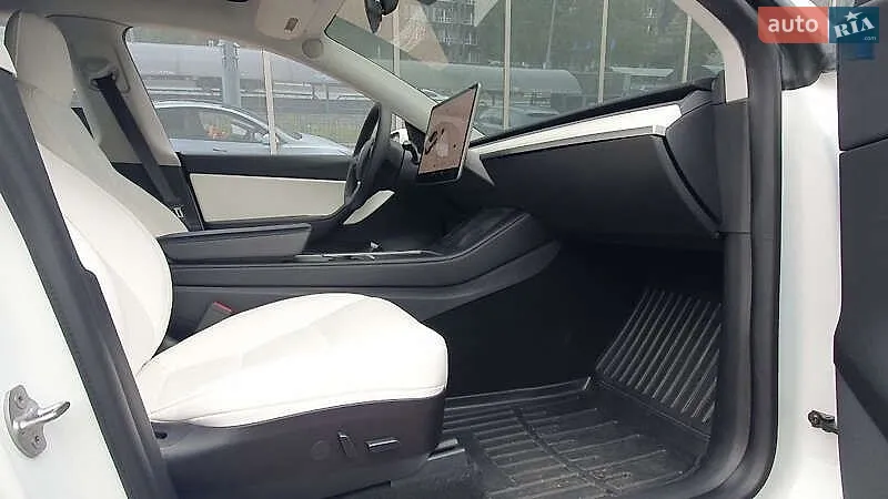 2021 Tesla Model Y - мініатюра 12