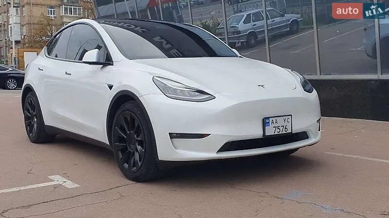 2021 Tesla Model Y - мініатюра 3
