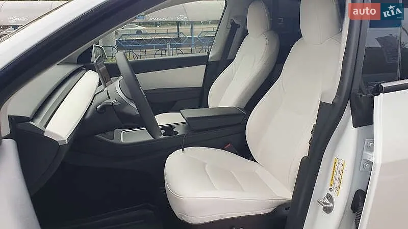 2021 Tesla Model Y - мініатюра 17