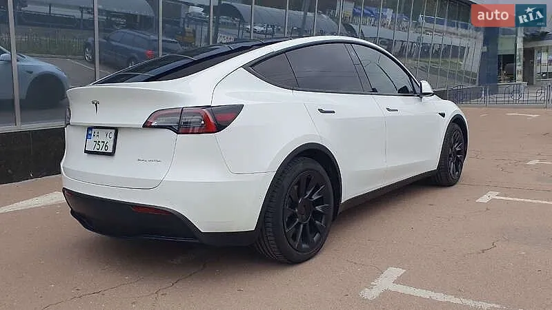 2021 Tesla Model Y - мініатюра 4