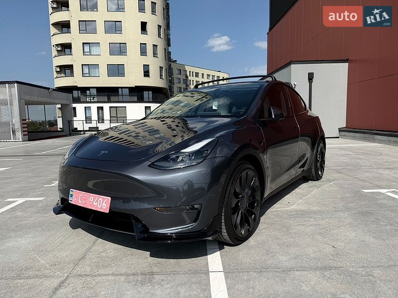 Внедорожник / Кроссовер Tesla Model Y 2022 в Львове
