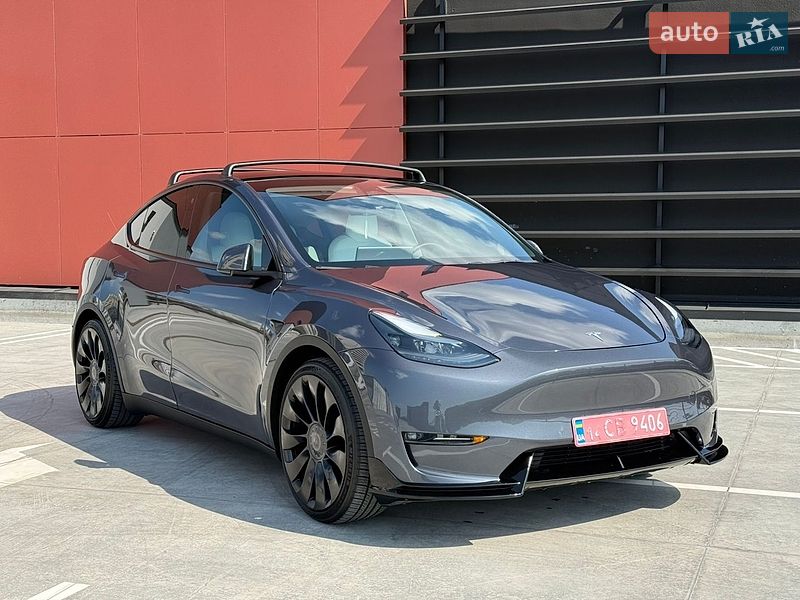 Внедорожник / Кроссовер Tesla Model Y 2022 в Львове