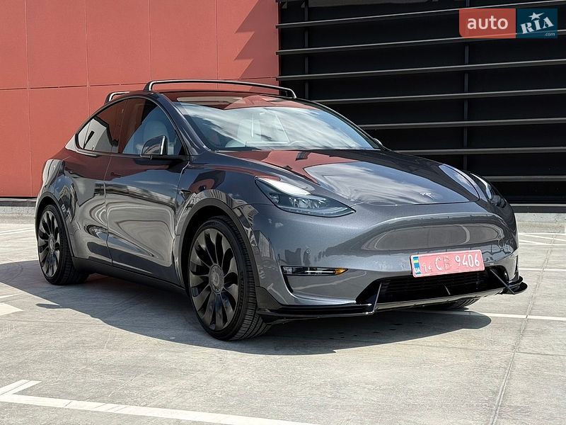 Внедорожник / Кроссовер Tesla Model Y 2022 в Львове