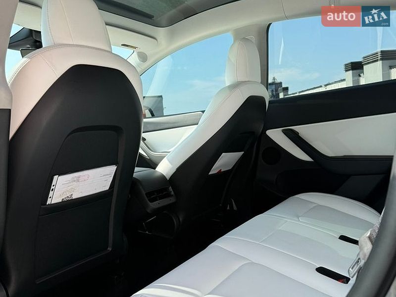 Внедорожник / Кроссовер Tesla Model Y 2022 в Львове