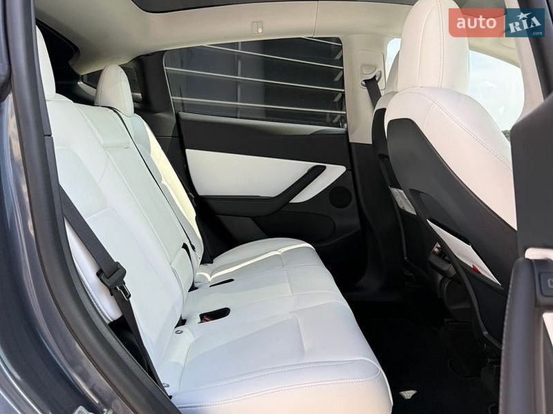 Внедорожник / Кроссовер Tesla Model Y 2022 в Львове