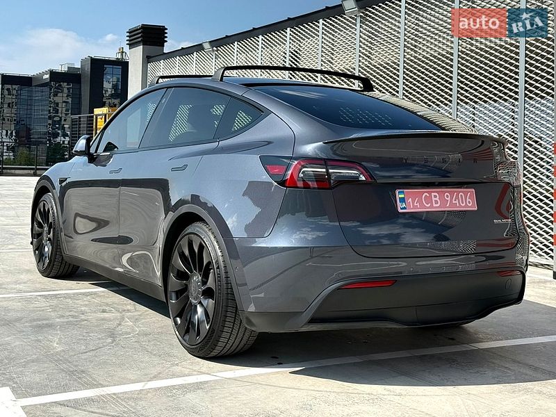 Внедорожник / Кроссовер Tesla Model Y 2022 в Львове