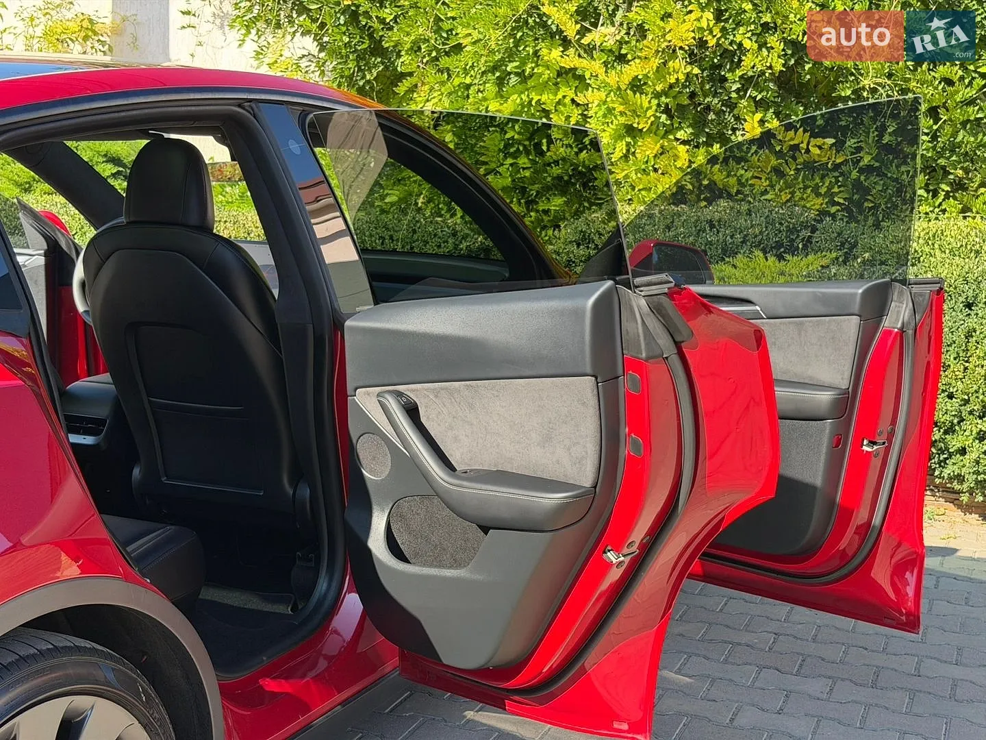 2023 Tesla Model Y - мініатюра 35