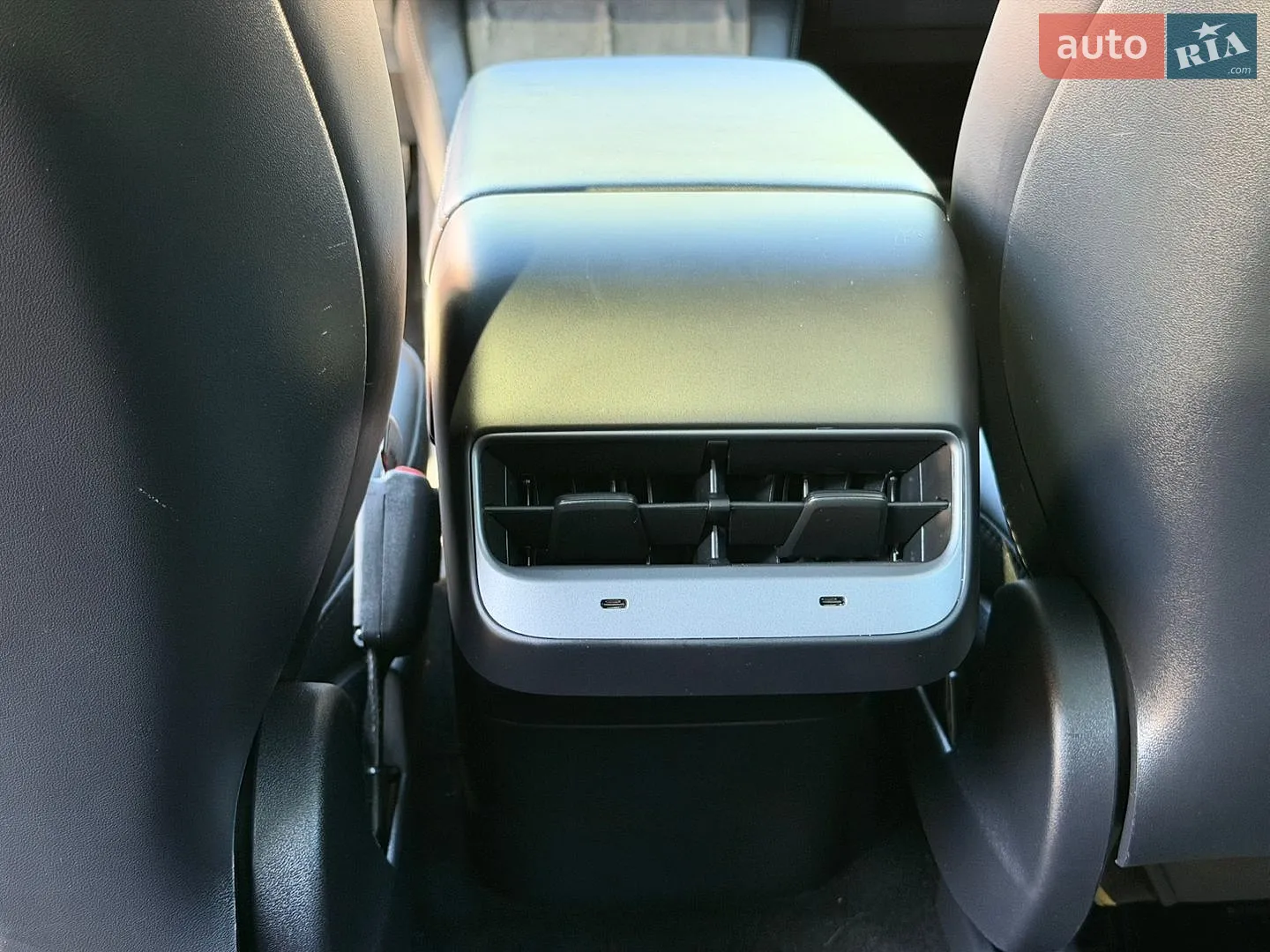 2023 Tesla Model Y - мініатюра 39