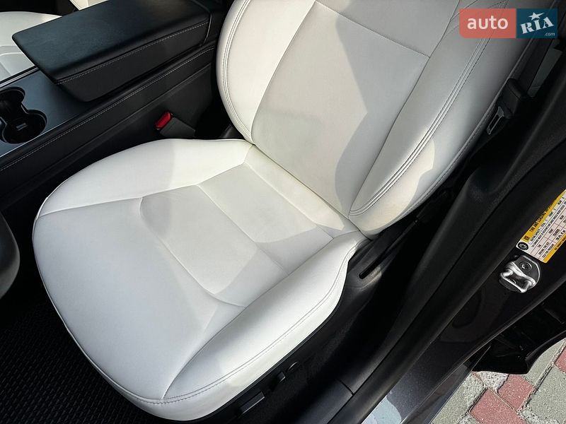 Позашляховик / Кросовер Tesla Model Y 2021 в Кременчуці