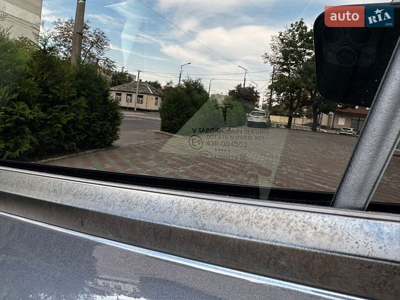Позашляховик / Кросовер Tesla Model Y 2021 в Кременчуці
