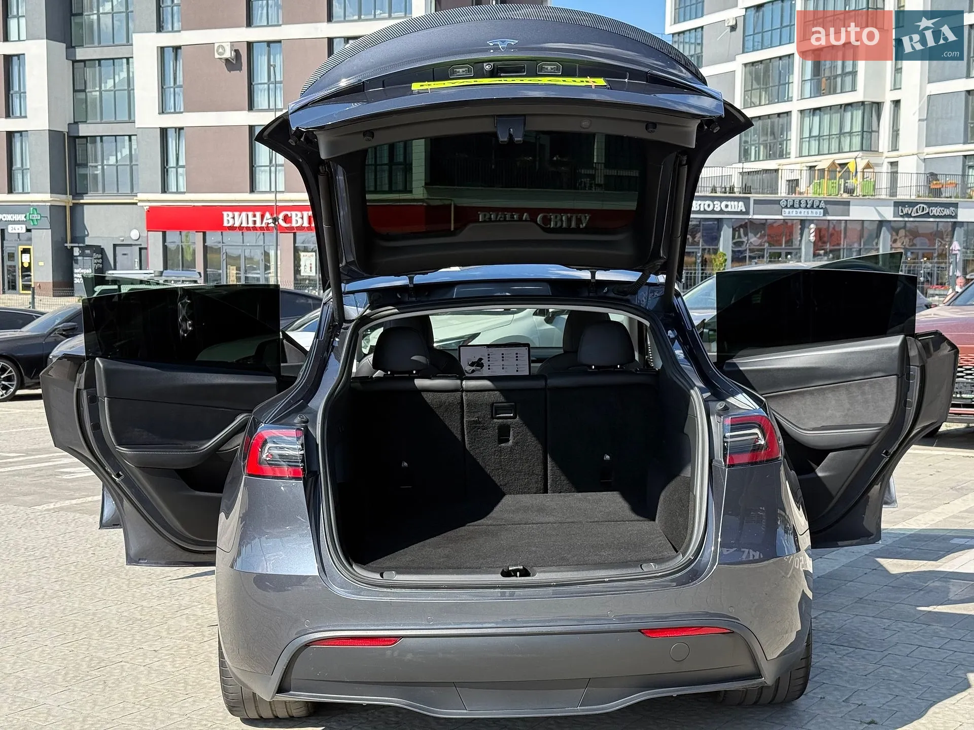 2022 Tesla Model Y - мініатюра 31