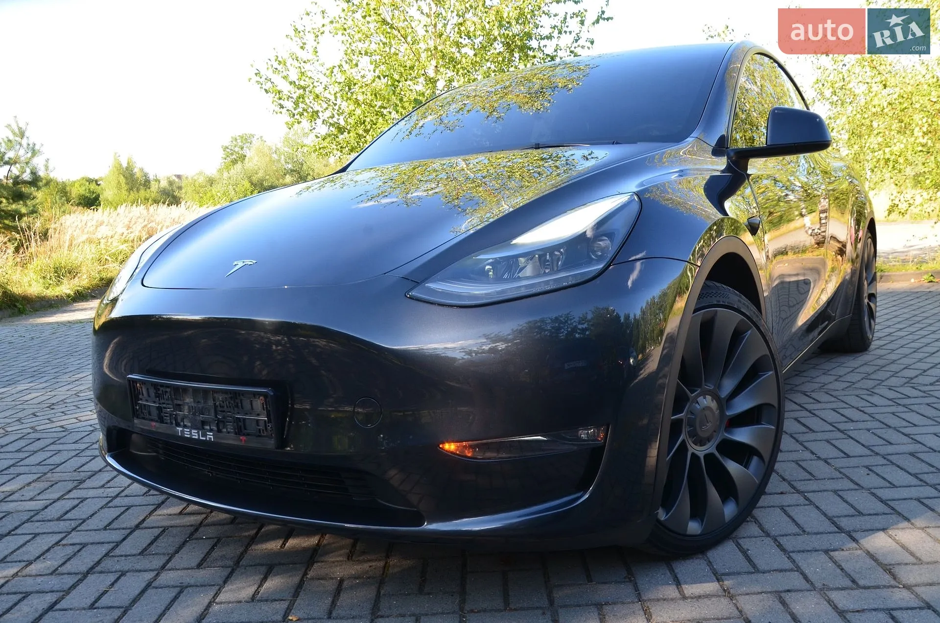 2024 Tesla Model Y - мініатюра 9