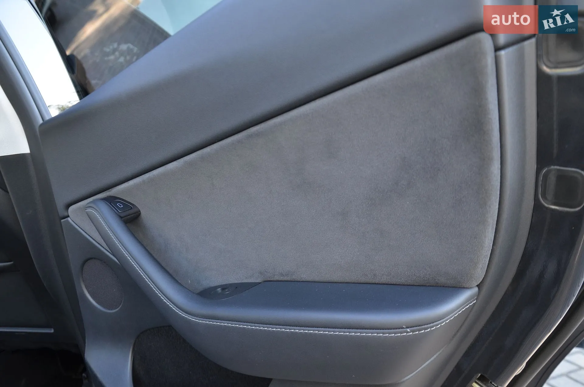 2024 Tesla Model Y - мініатюра 55