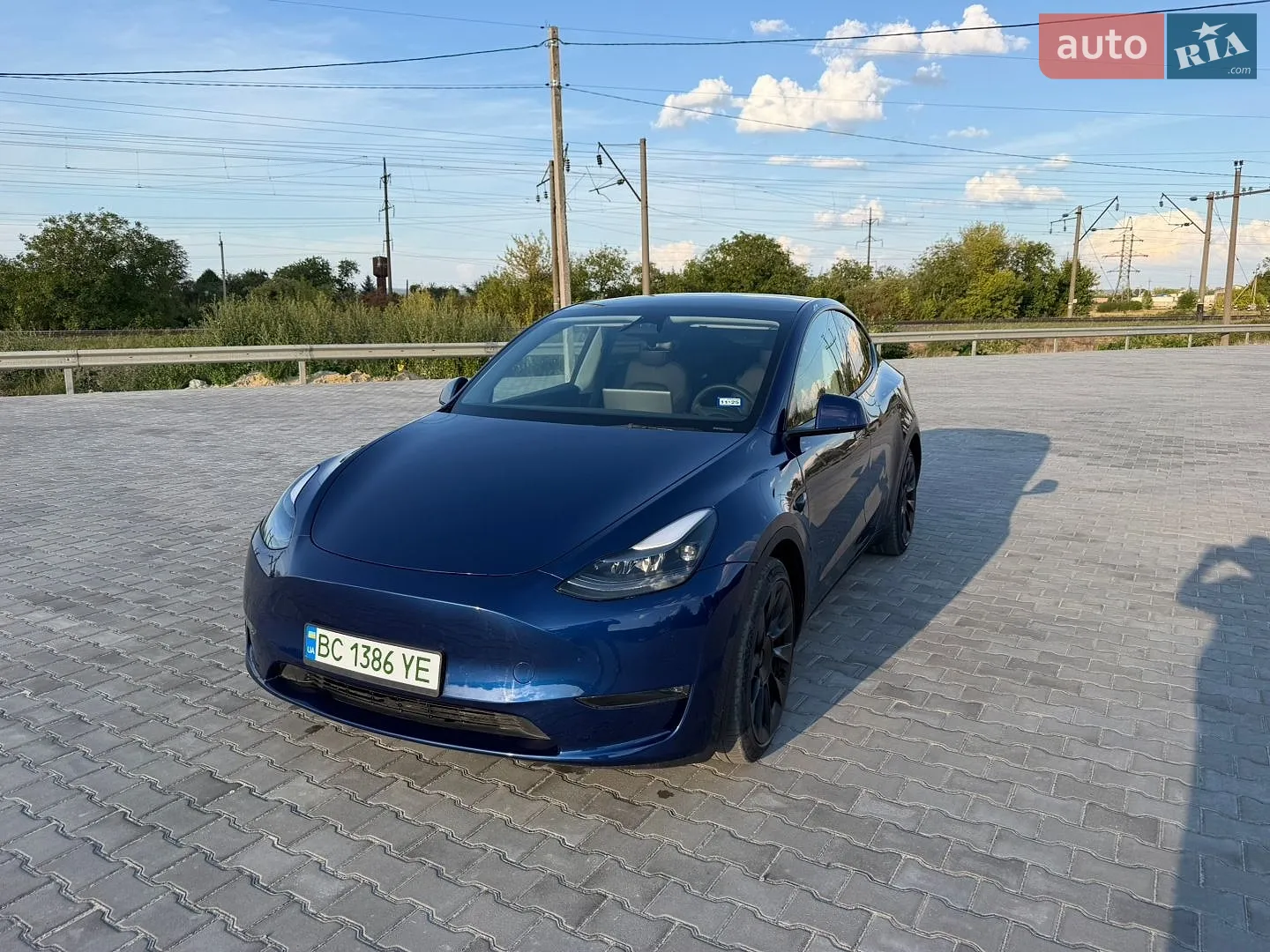 2023 Tesla Model Y - мініатюра 8