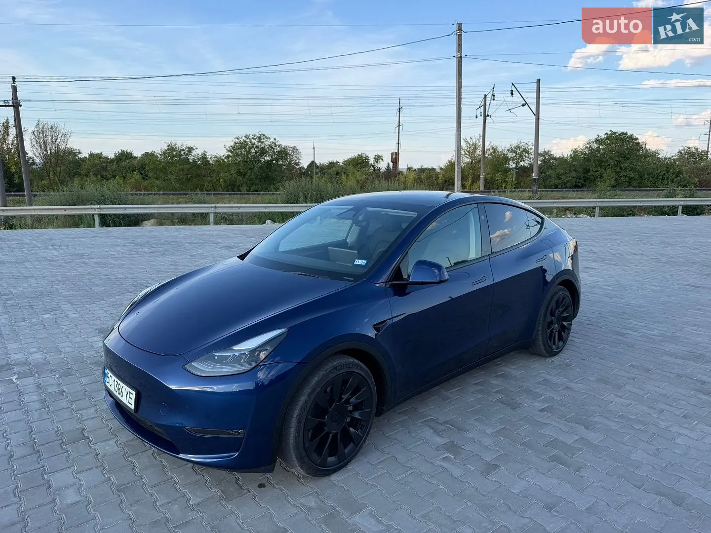 2023 Tesla Model Y - мініатюра 17