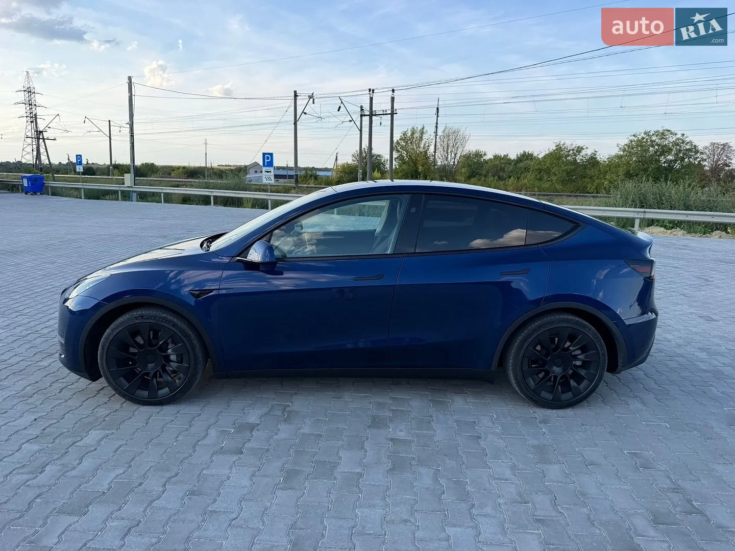 2023 Tesla Model Y - мініатюра 16