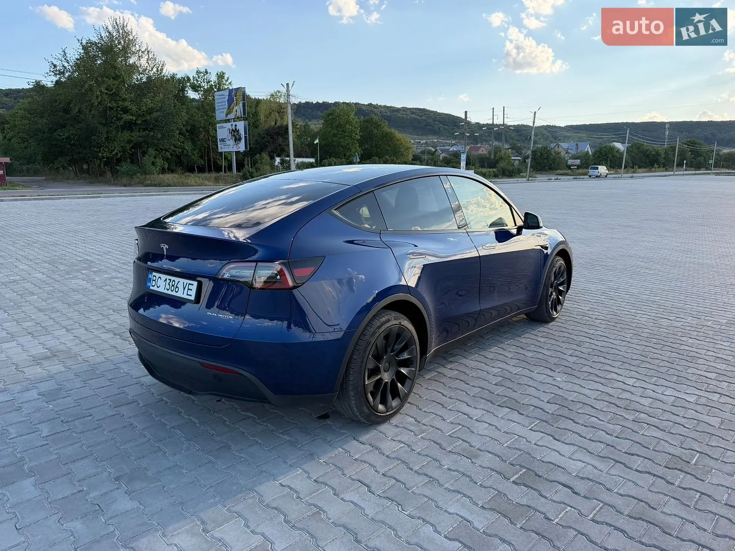 2023 Tesla Model Y - мініатюра 12