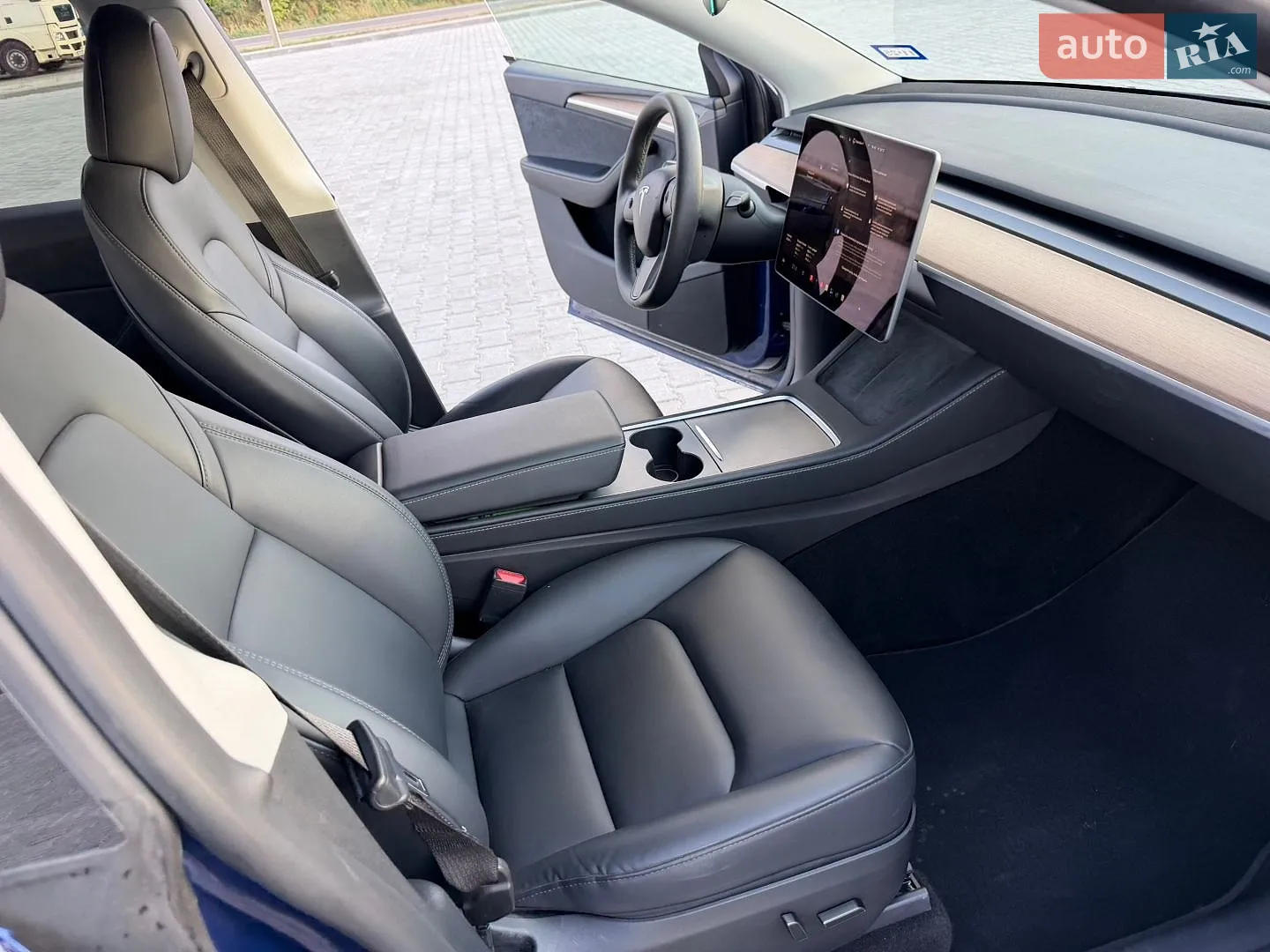 2023 Tesla Model Y - мініатюра 26